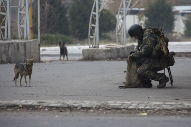 Σε θέση μάχης ο ουκρανικός στρατός για πιθανή επίθεση των αυτονομιστών